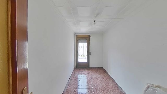 Imagen 16 Inmueble 299915 - Piso en venta en Terrassa / Junto Avinguda del Vallès y N-150