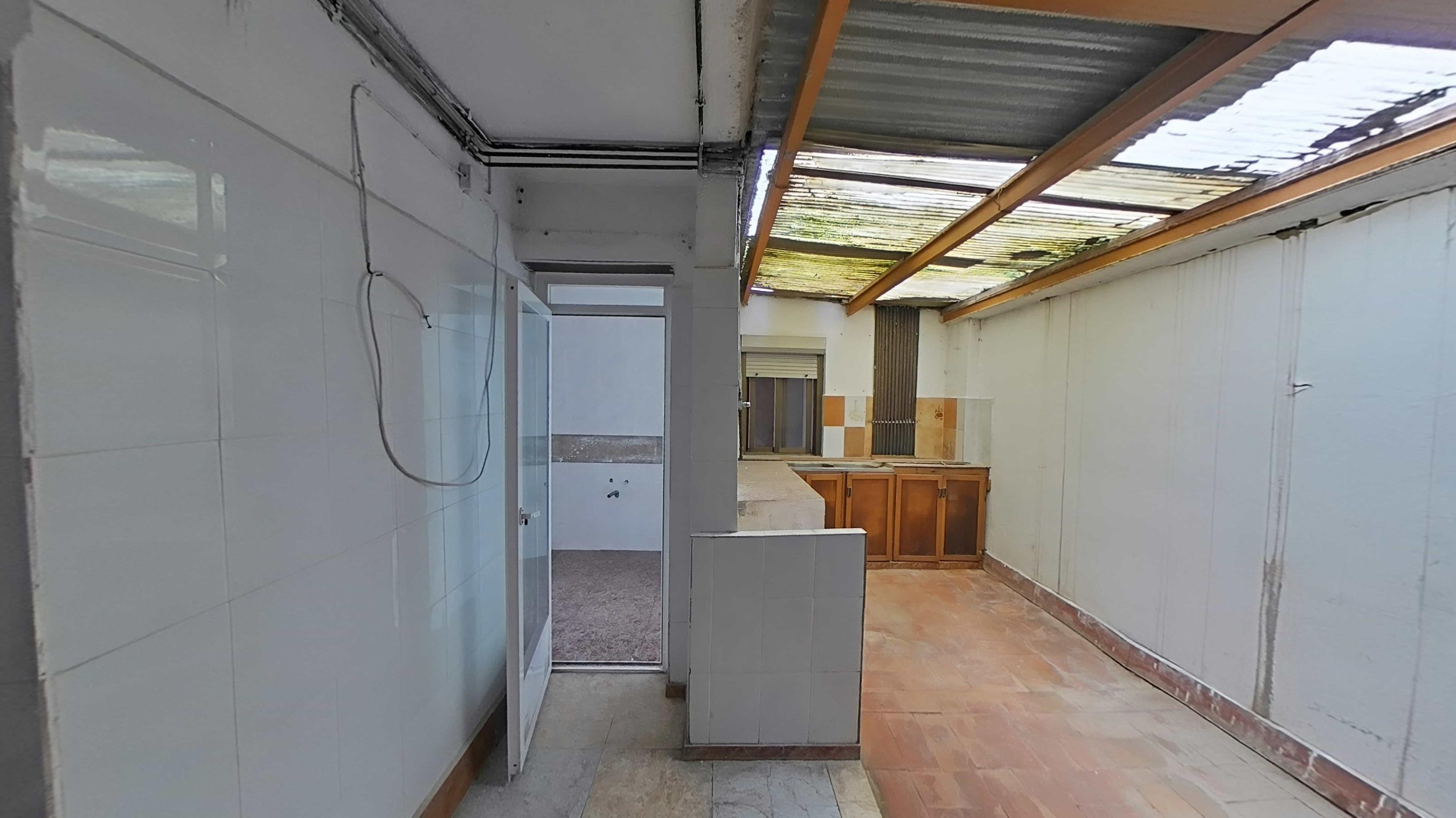 Imagen 15 Piso en venta en Terrassa / Junto Avinguda del Vallès y N-150