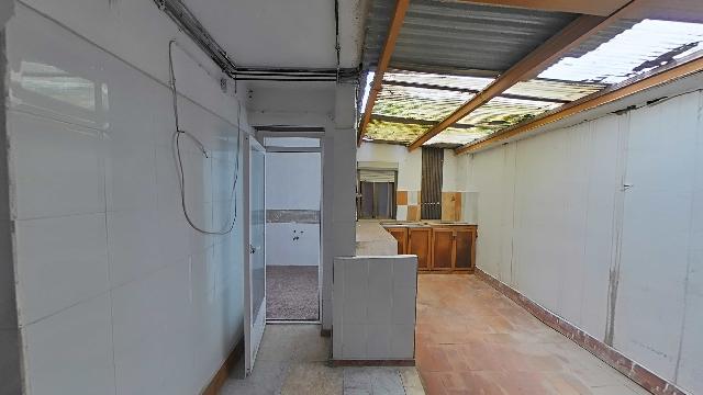 Imagen 15 Inmueble 299915 - Piso en venta en Terrassa / Junto Avinguda del Vallès y N-150