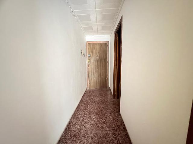 Imagen 14 Inmueble 299915 - Piso en venta en Terrassa / Junto Avinguda del Vallès y N-150