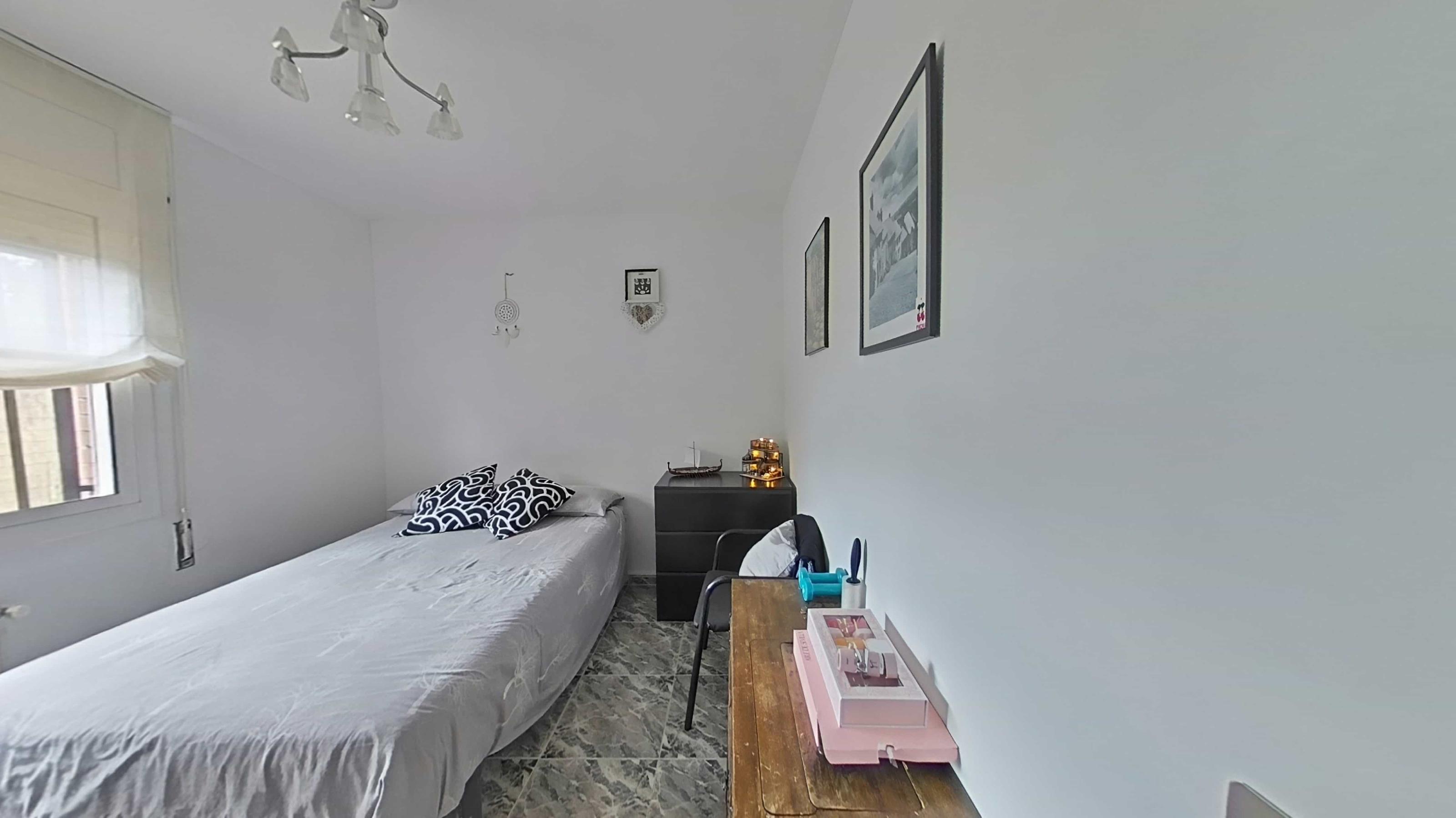 Imagen 40 Casa Aislada en venta en Terrassa / A escasos minutos de Carrefour Vallès