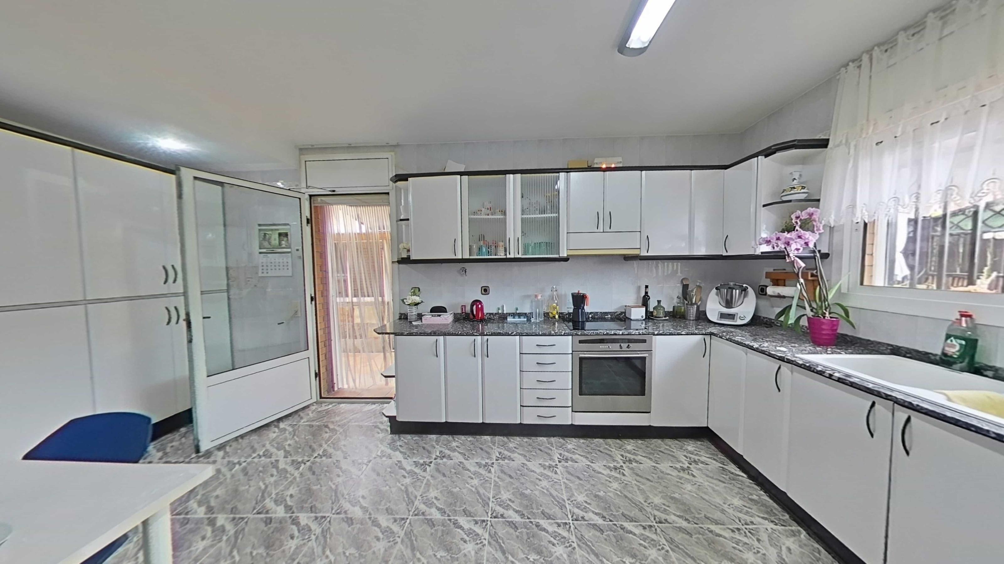 Imagen 34 Casa Aislada en venta en Terrassa / A escasos minutos de Carrefour Vallès