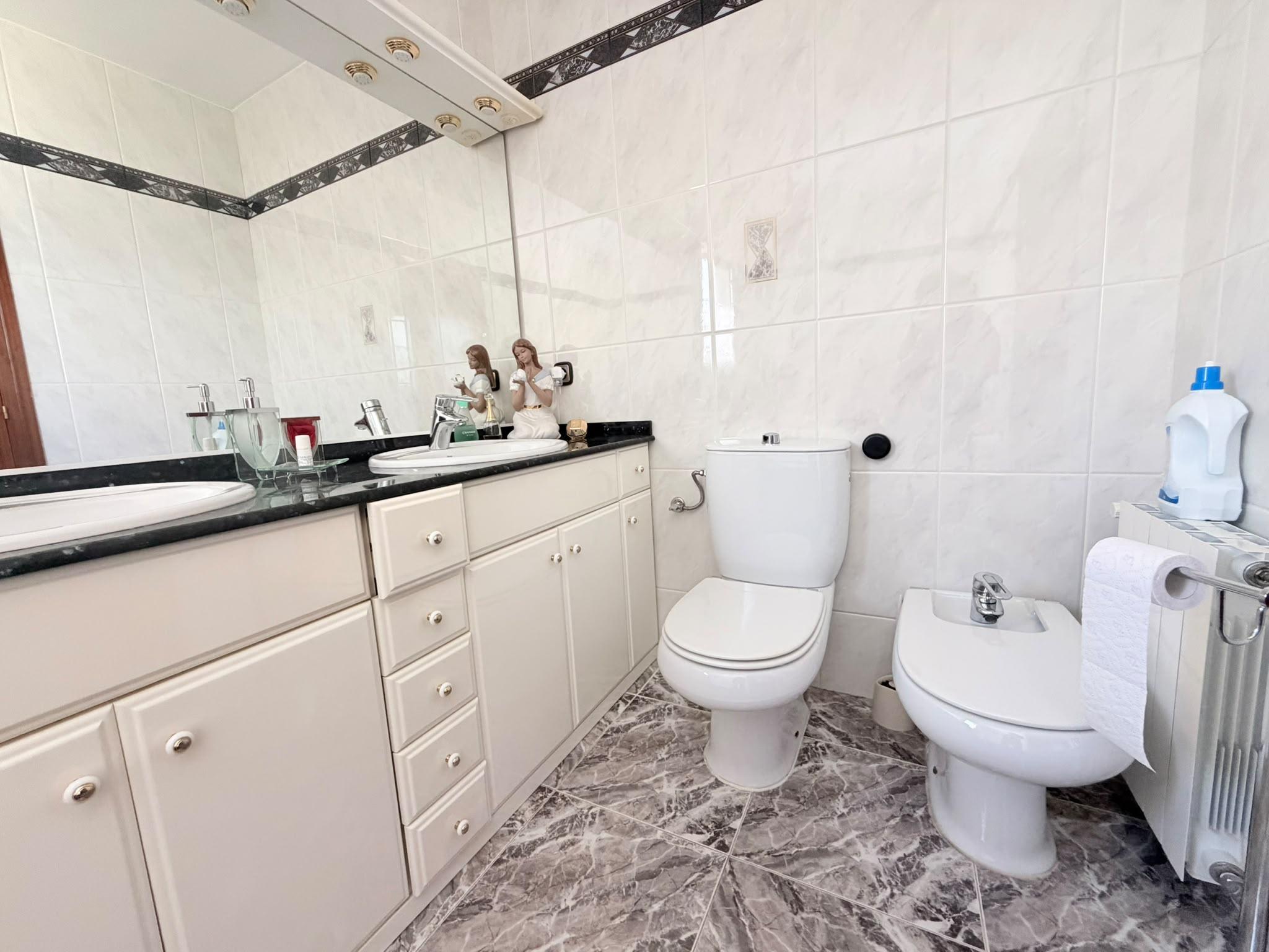 Imagen 23 Casa Aislada en venta en Terrassa / A escasos minutos de Carrefour Vallès