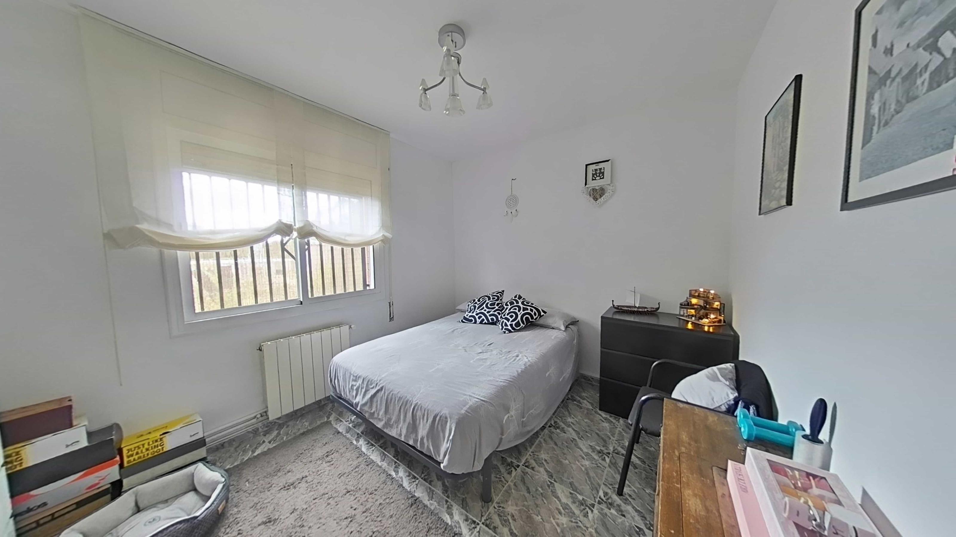 Imagen 8 Casa Aislada en venta en Terrassa / A escasos minutos de Carrefour Vallès