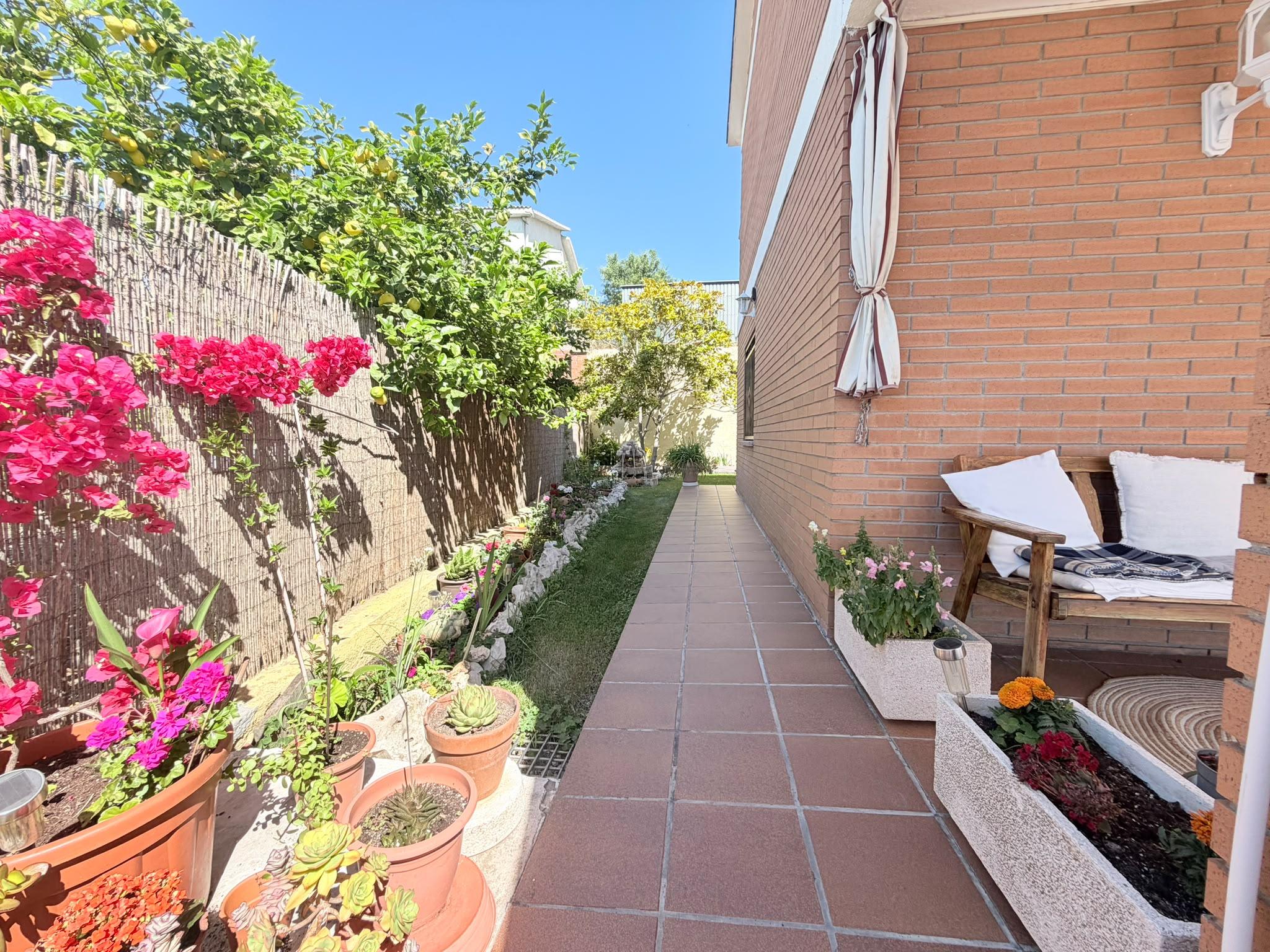 Imagen 29 Casa Aislada en venta en Terrassa / A escasos minutos de Carrefour Vallès