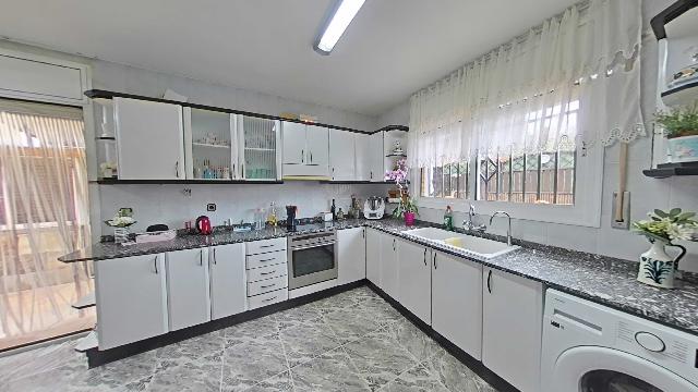 Imagen 32 Inmueble 300053 - Casa Aislada en venta en Terrassa / A escasos minutos de Carrefour Vallès