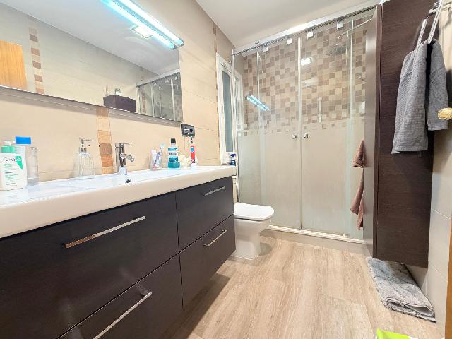 Imagen 15 Inmueble 300207 - Piso en venta en Terrassa / A 10 minutos a pie Estación Renfe Est