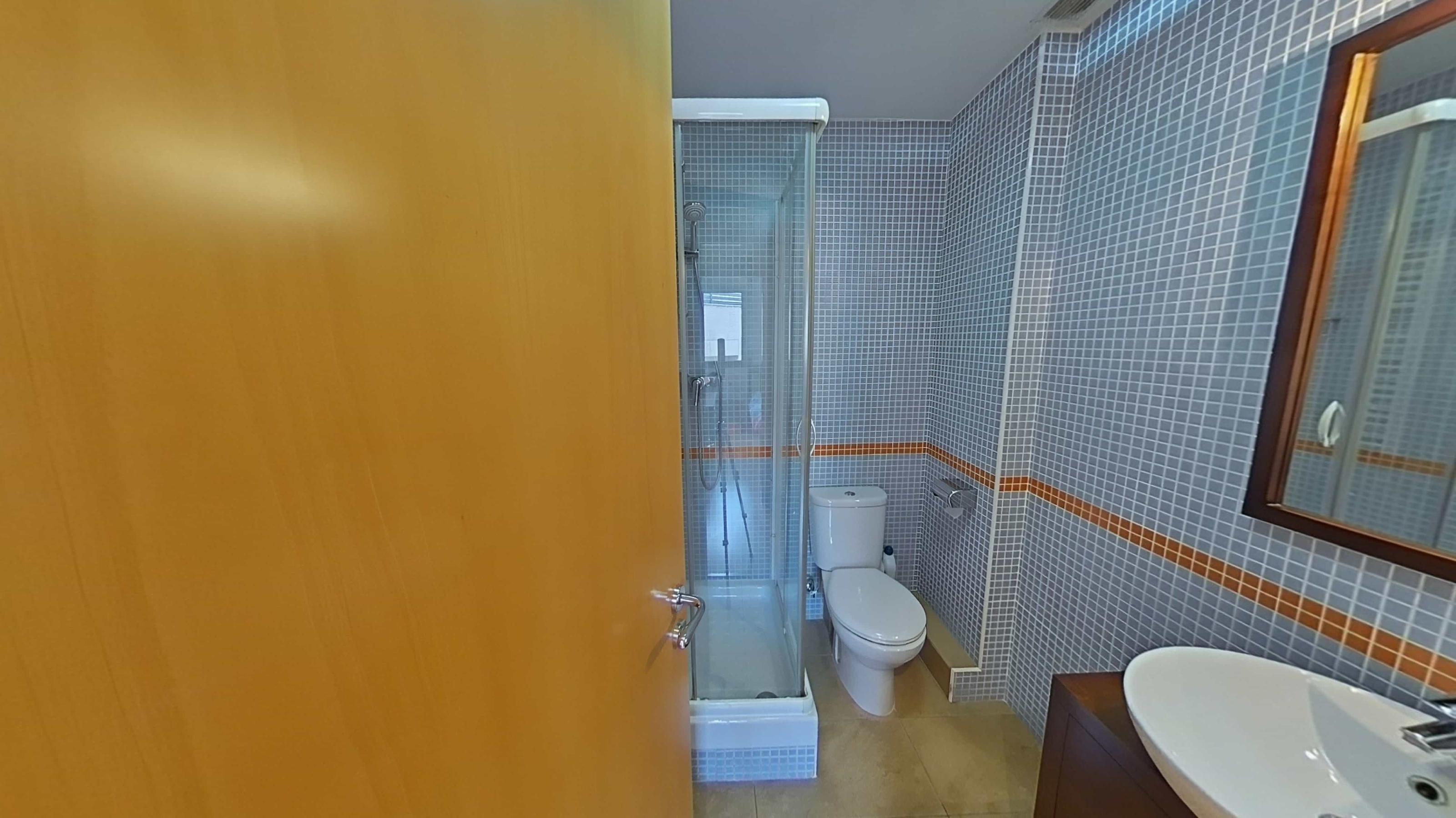 Imagen 16 Piso en venta en Terrassa / Al lado del Parc Vallparadís