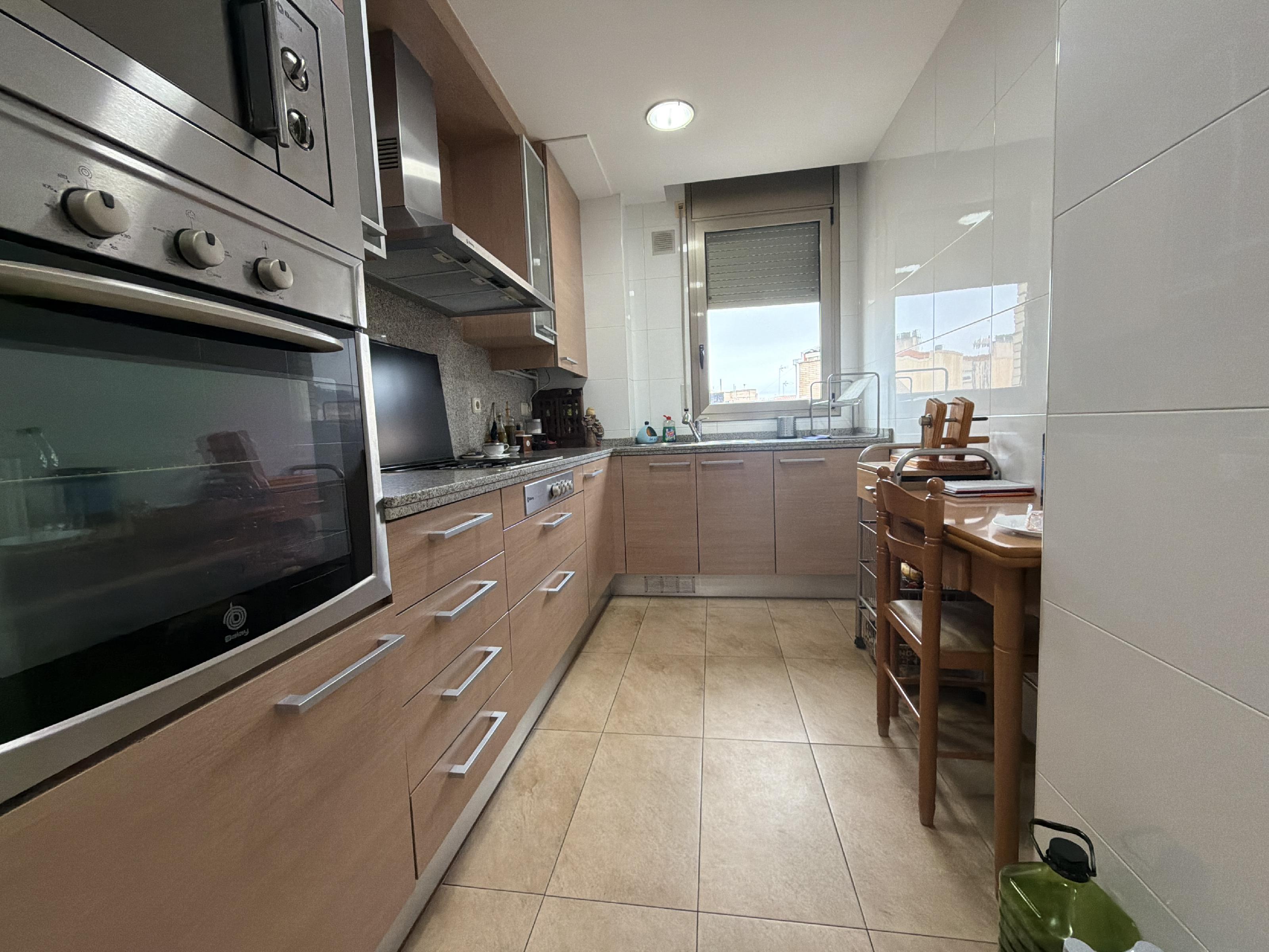 Imagen 2 Piso en venta en Terrassa / Al lado del Parc Sant Nord