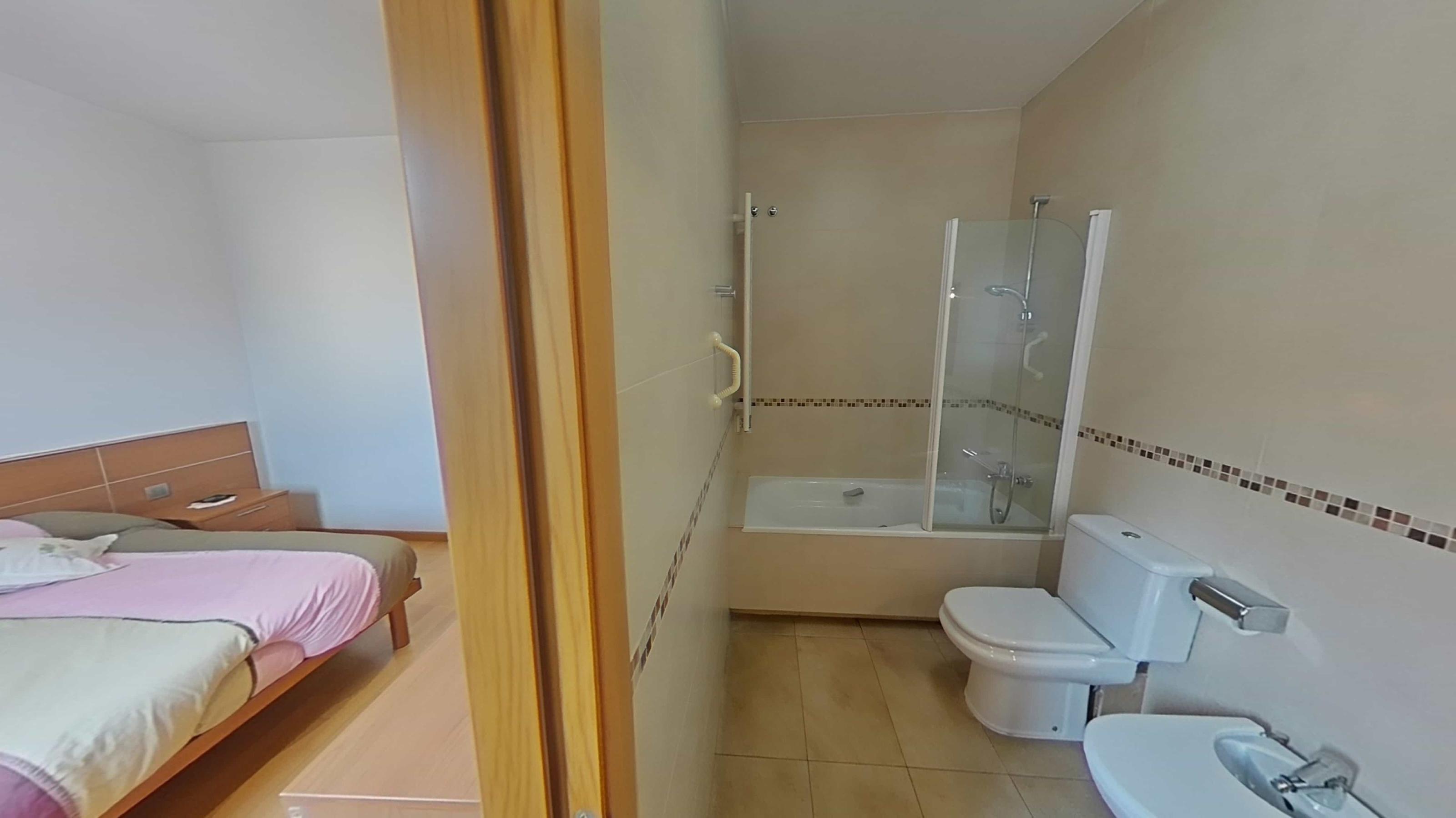 Imagen 30 Piso en venta en Terrassa / Al lado del Parc Vallparadís