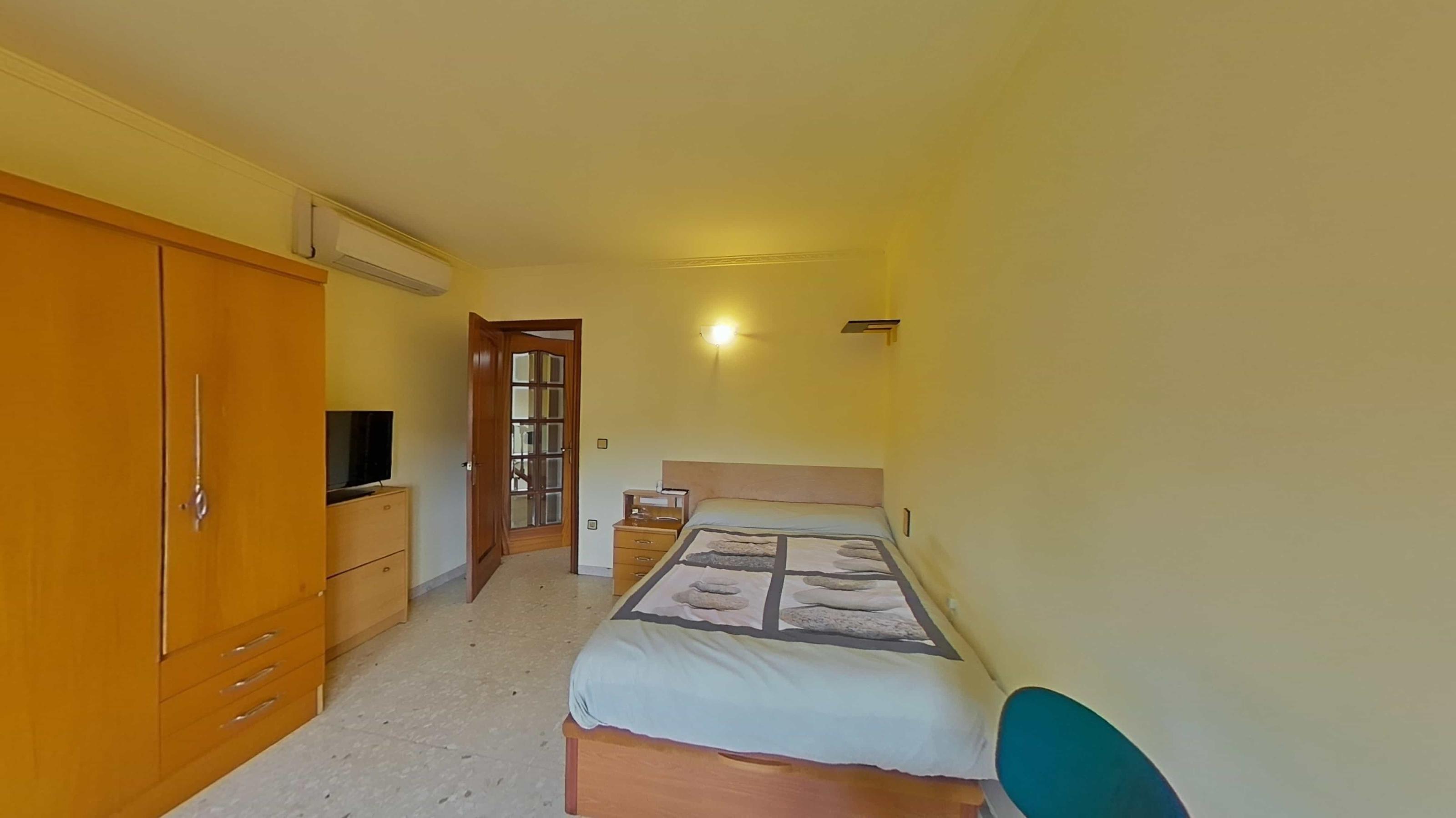 Imagen 22 Piso en venta en Sabadell / A 1 minuto del Corte Ingles y el Parc de Catalunya