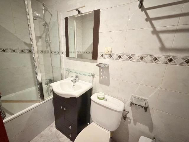 Imagen 4 Inmueble 301106 - Piso en venta en Terrassa / A 15 minutos Estación Renfe Est y C.A.P. Est