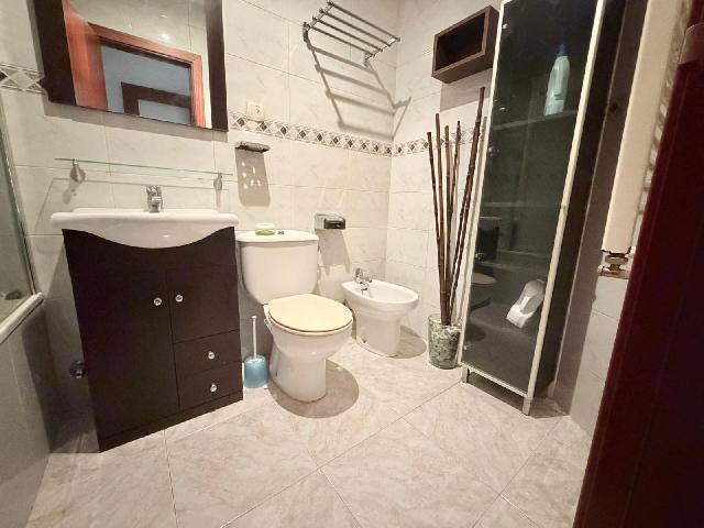 Imagen 10 Inmueble 301106 - Piso en venta en Terrassa / A 15 minutos Estación Renfe Est y C.A.P. Est