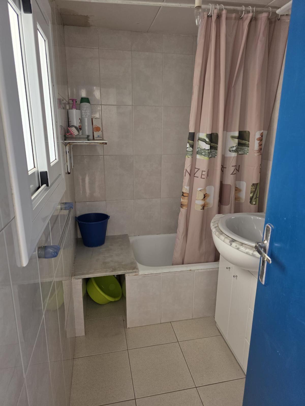 Imagen 5 Planta Baja en venta en Terrassa / Al lado de la Ronda Ponent