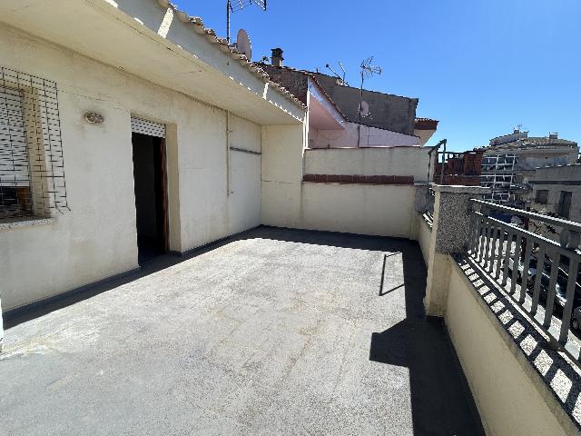 Imagen 1 Inmueble 301766 - Casa en venta en Terrassa / A 6 minutos escola Joan xxiii