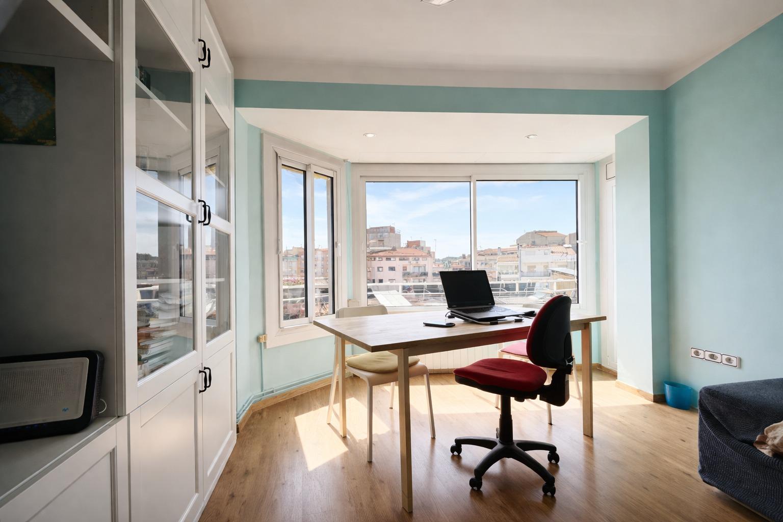 Imagen 3 Ático en venta en Terrassa / A 5 Minutos Parc Sant Jordi