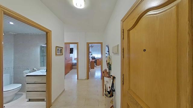 Imagen 2 Inmueble 302466 - Piso en venta en Terrassa / A 8 minutos a pié de Estació Renfe Est