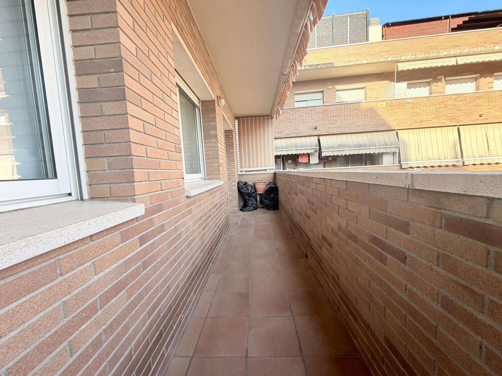 Imagen 11 Piso en venta en Terrassa / A 8 minutos a pié de Estació Renfe Est