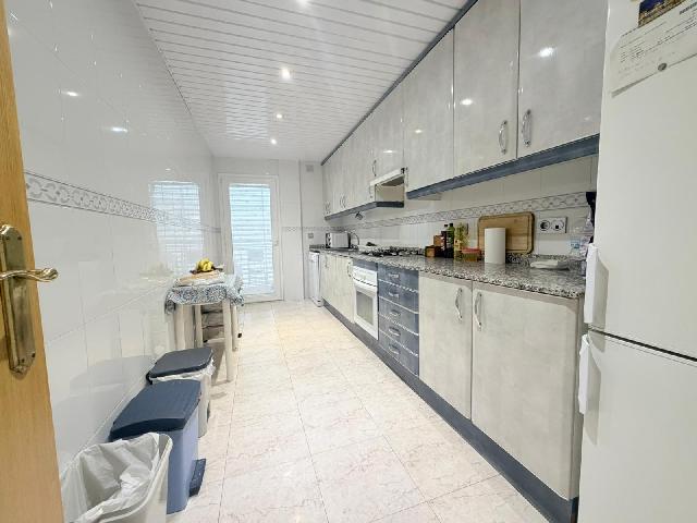 Imagen 15 Inmueble 302466 - Piso en venta en Terrassa / A 8 minutos a pié de Estació Renfe Est
