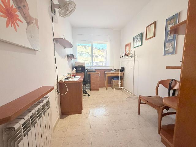 Imagen 17 Inmueble 302466 - Piso en venta en Terrassa / A 8 minutos a pié de Estació Renfe Est