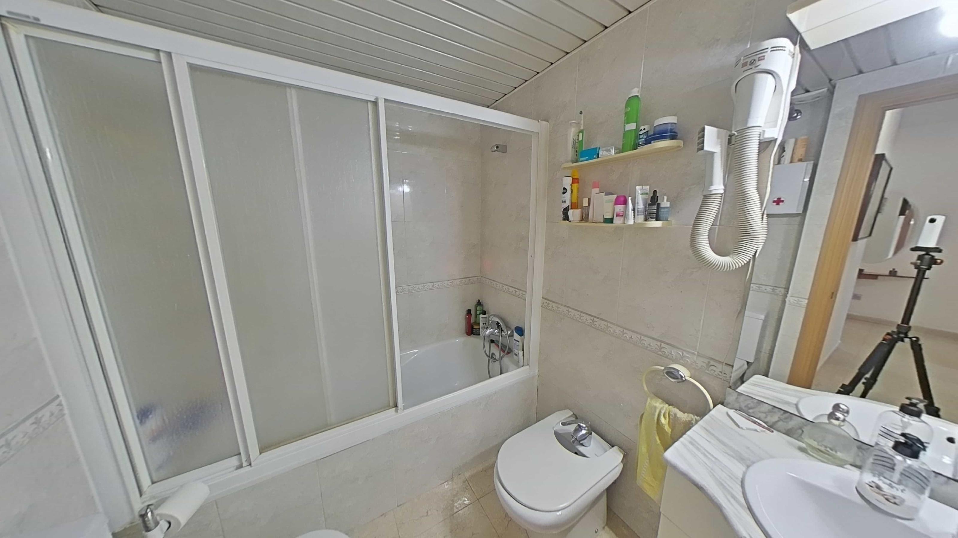 Imagen 34 Piso en venta en Terrassa / A 8 minutos a pié de Estació Renfe Est