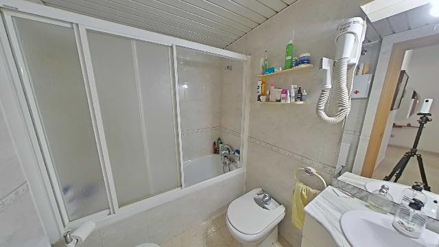 Imagen 34 Inmueble 302466 - Piso en venta en Terrassa / A 8 minutos a pié de Estació Renfe Est
