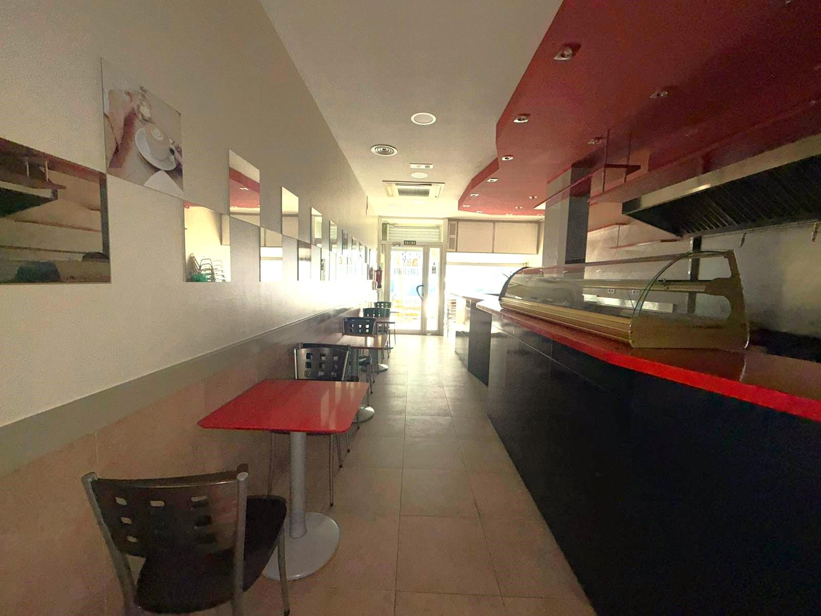 Imagen 2 Local Comercial en venta en Terrassa / Junto passeig del Camp del Roure