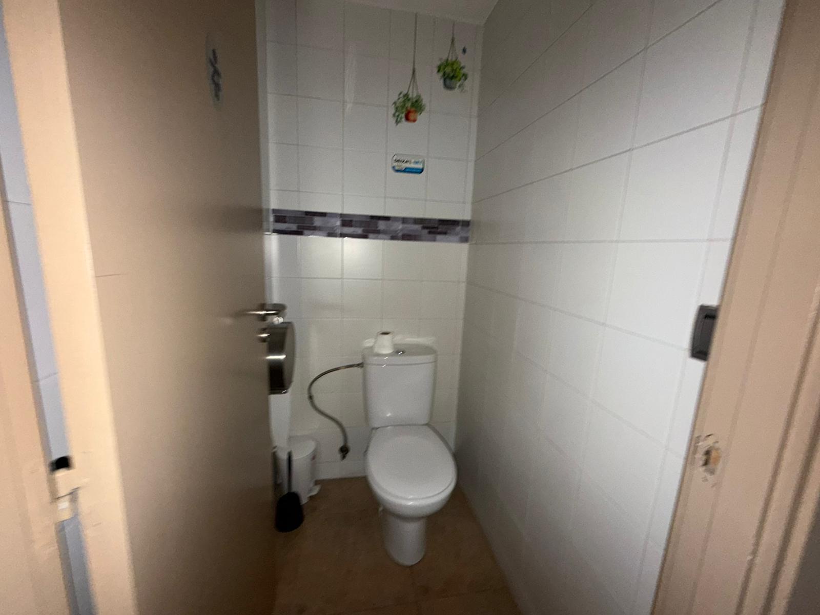 Imagen 6 Local Comercial en venta en Terrassa / Junto passeig del Camp del Roure