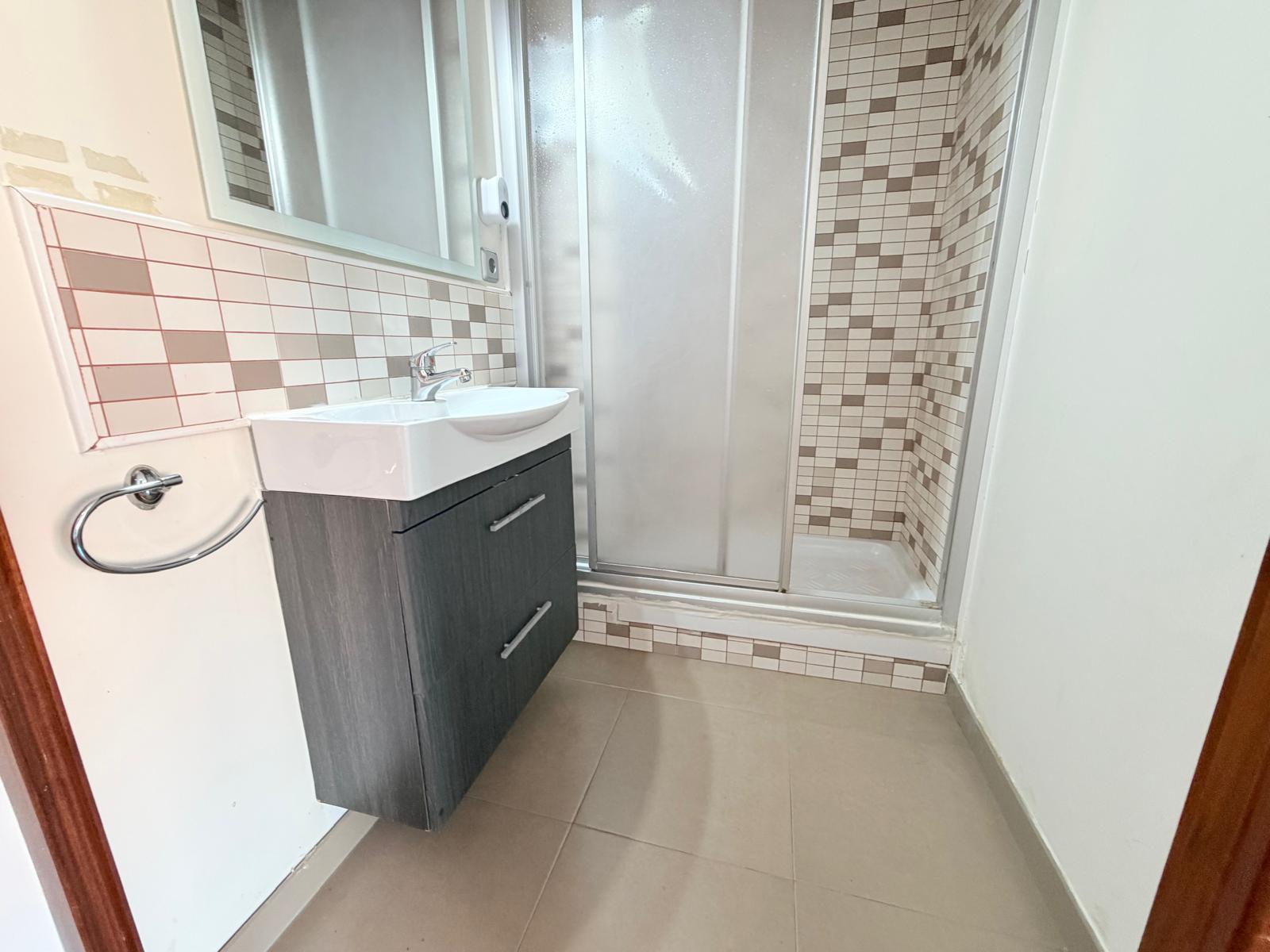 Imagen 7 Piso en venta en Terrassa / Junto a Plaça de L´Aigua