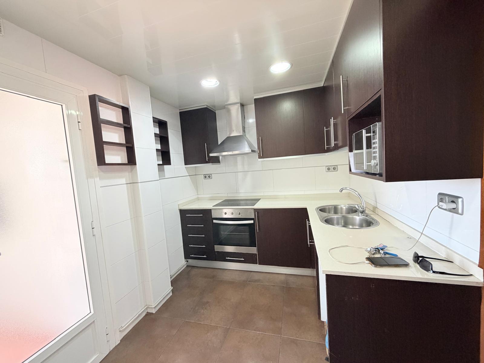 Imagen 2 Piso en venta en Terrassa / Junto a Plaça de L´Aigua