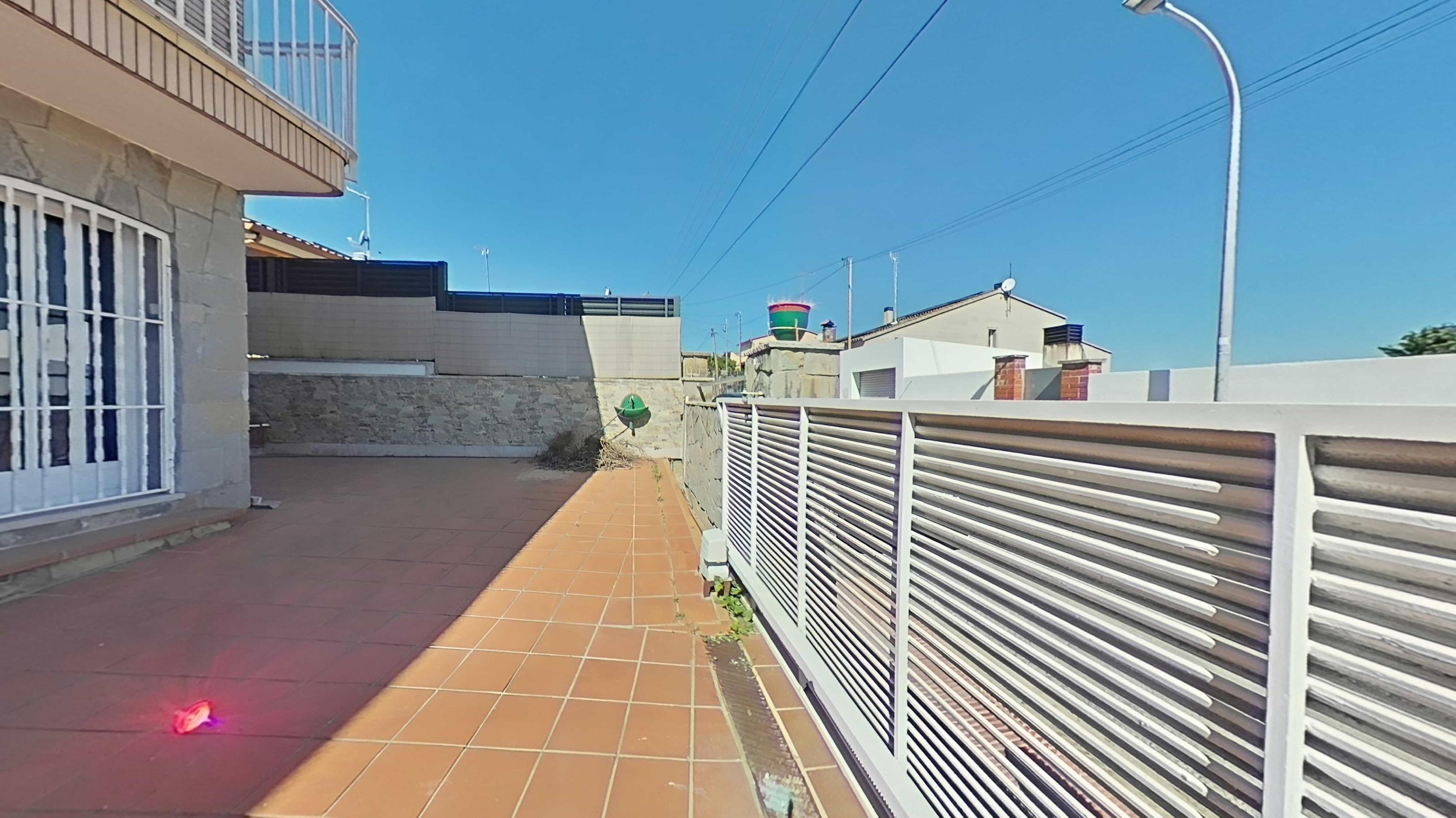 Imagen 22 Casa Aislada en venta en Terrassa / A 9 minutos a pié Carrefour Vallés