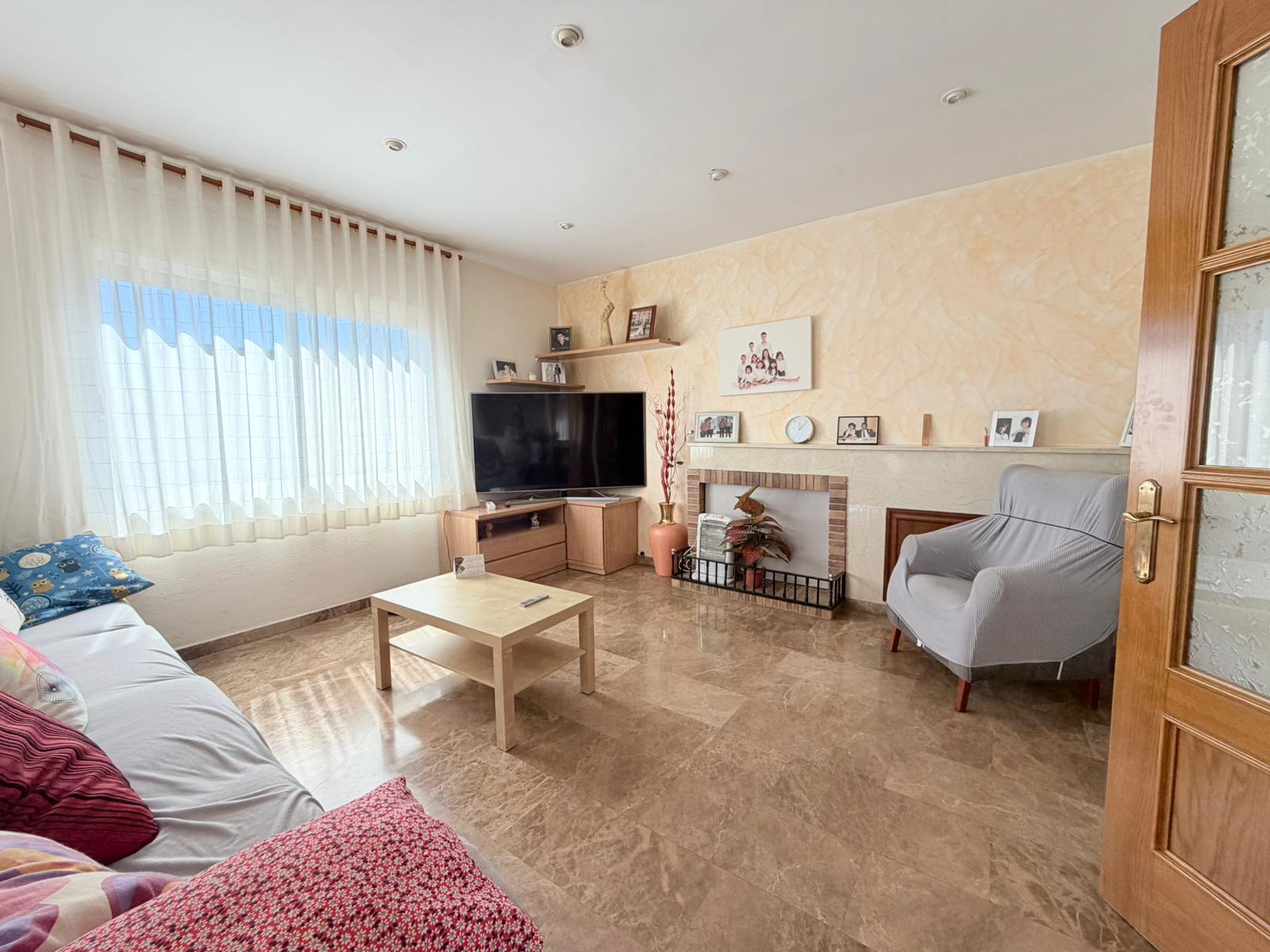 Imagen 42 Casa Aislada en venta en Terrassa / A 9 minutos a pié Carrefour Vallés