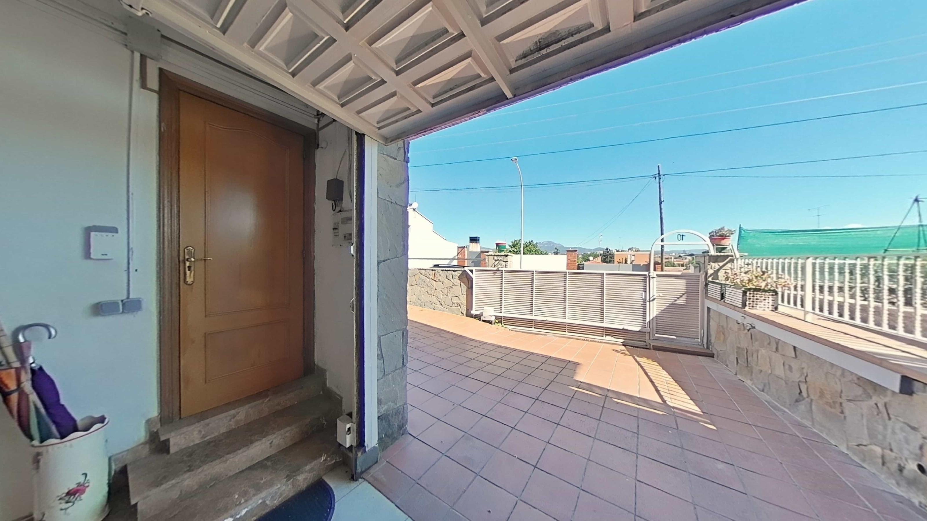 Imagen 24 Casa Aislada en venta en Terrassa / A 9 minutos a pié Carrefour Vallés