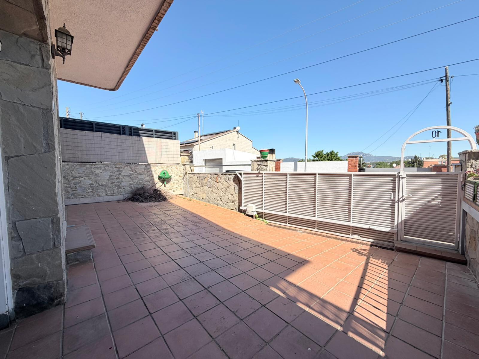 Imagen 52 Casa Aislada en venta en Terrassa / A 9 minutos a pié Carrefour Vallés
