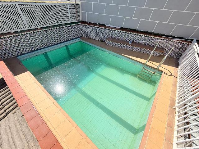 Imagen 3 Inmueble 303009 - Casa Aislada en venta en Terrassa / A 9 minutos a pié Carrefour Vallés