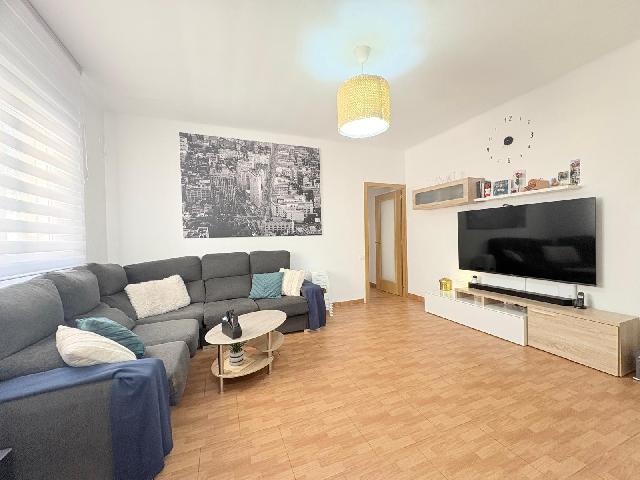 Imagen 1 Inmueble 305405 - Piso en venta en Terrassa / Junto Carretera de Montcada 