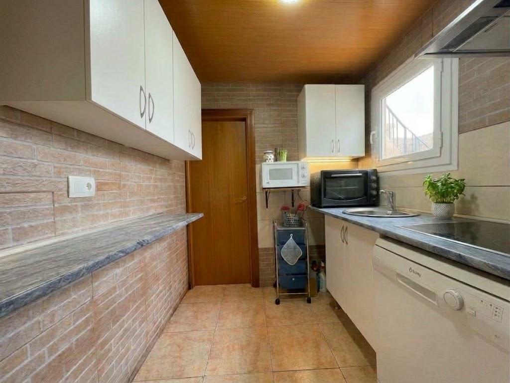 Imagen 7 Casa en venta en Terrassa / A 50 metros del Centro Civico la Maurina