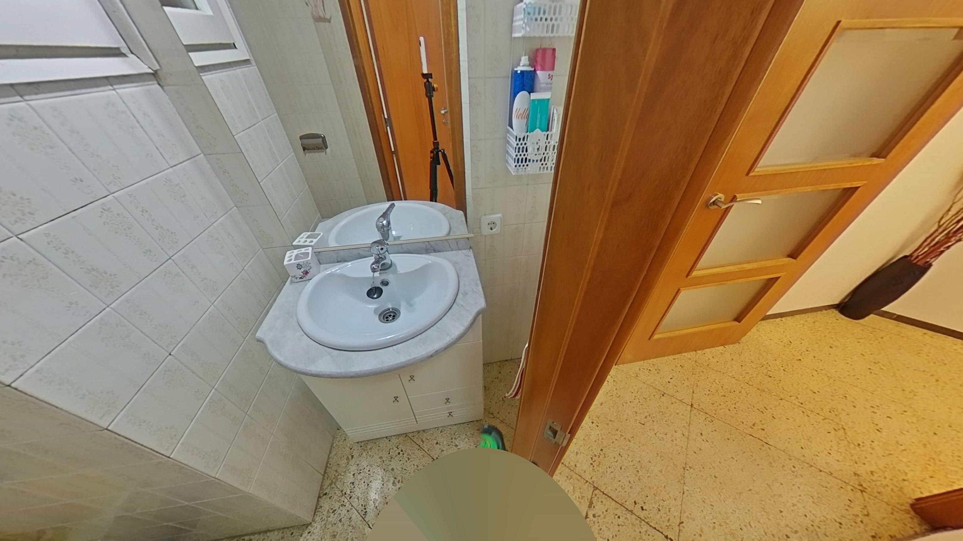 Imagen 23 Piso en venta en Terrassa / A 2 minutos del Parc de Vallparadís