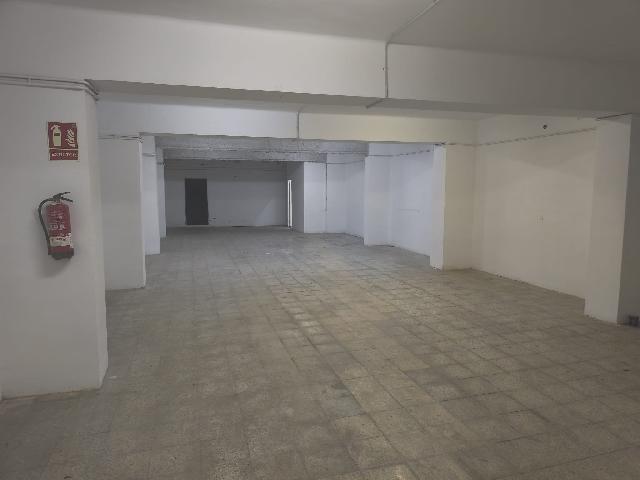 Imagen 3 Inmueble 298772 - Local Comercial en venta en Castelldefels / Excelente zona de El Castell