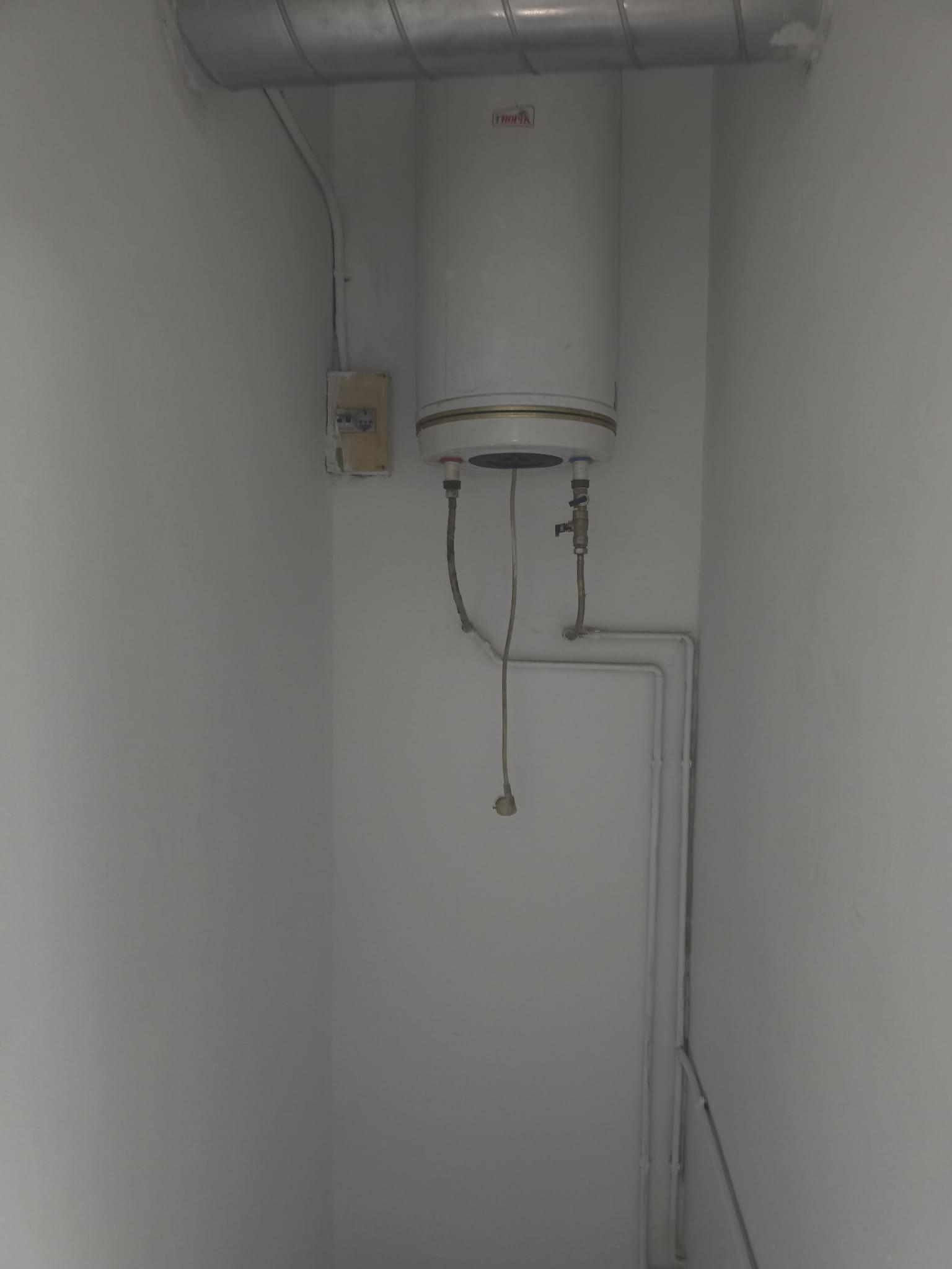 Imagen 5 Local Comercial en venta en Castelldefels / Excelente zona de El Castell