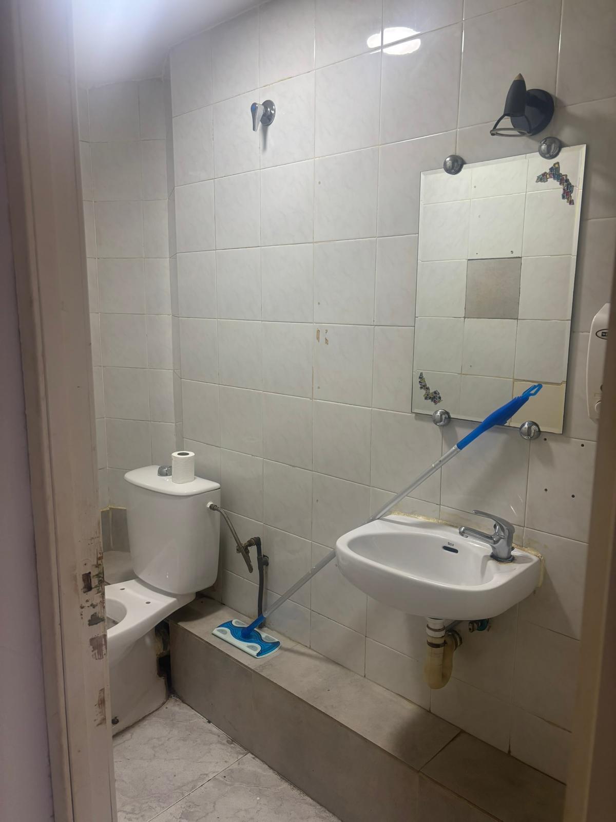 Imagen 9 Local Comercial en alquiler en Castelldefels / Muy cerca del Castillo 
