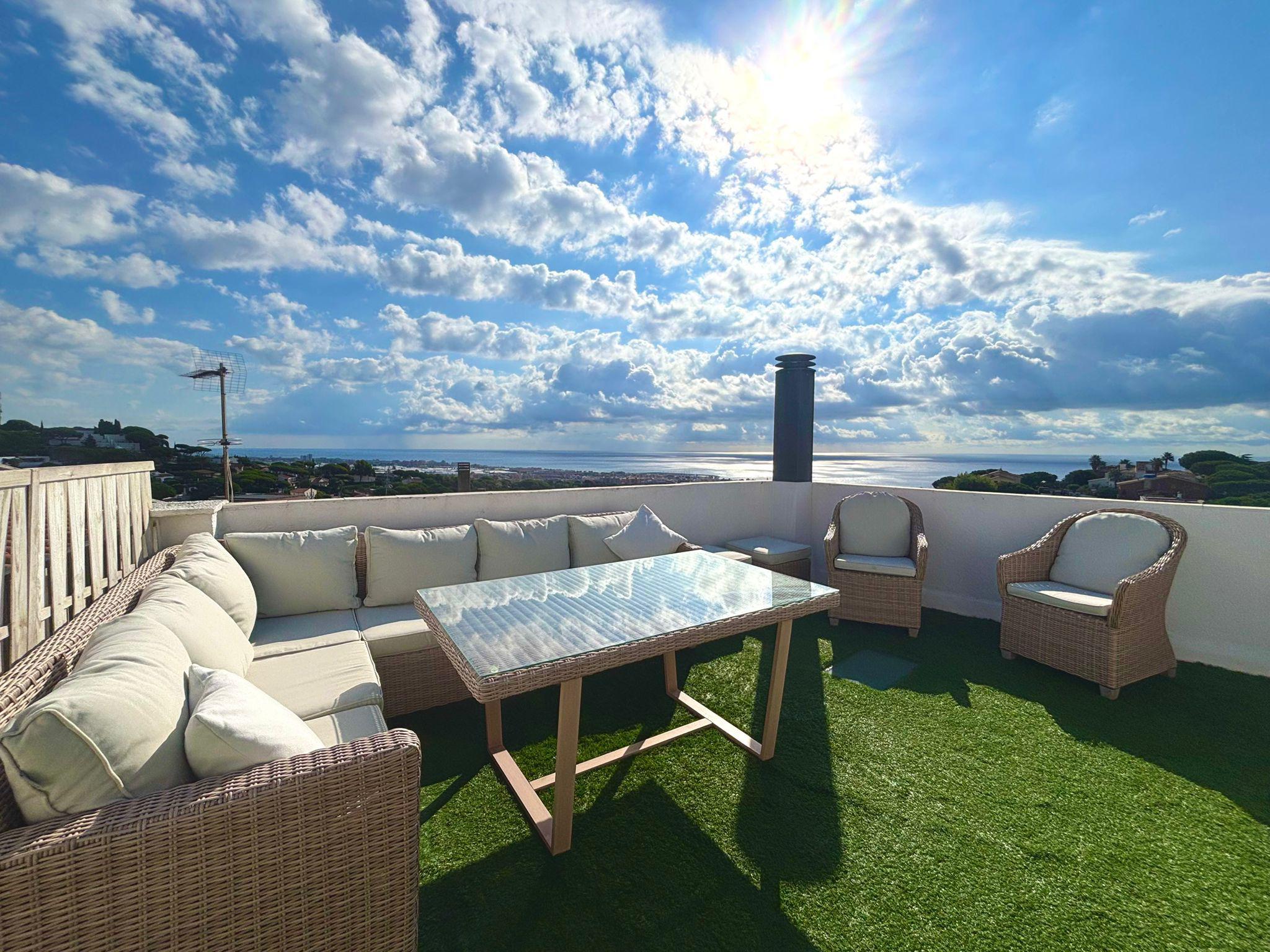 Imagen 1 Dúplex en venta en Premià De Dalt / Triplex en Premia de Dalt, zona tranquila  Imagen 1 Dúplex en venta en Premià De Dalt / Triplex en Premia de Dalt, zona tranquila