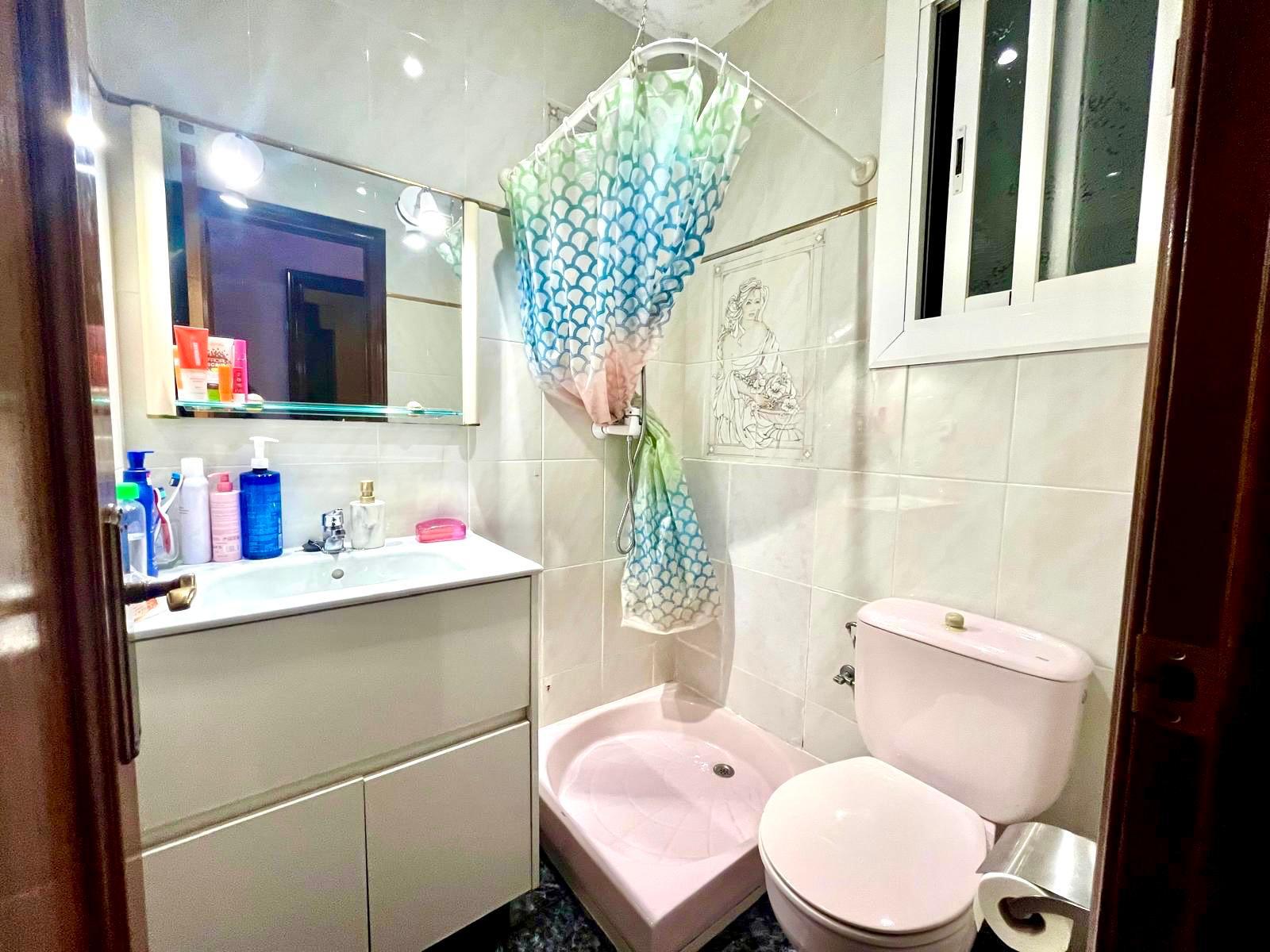 Imagen 16 Apartamento en venta en Mataró / Excelente ubicación 2 min caminando de la estación tren