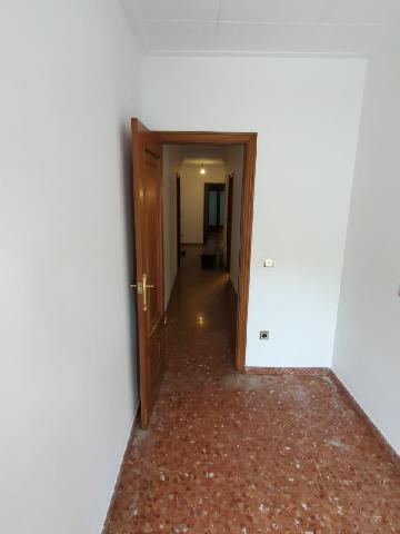 Imagen 3 Inmueble 299202 - Piso en venta en Blanes / Gran piso de 178m2 5 habitaciones a 10 min del centro