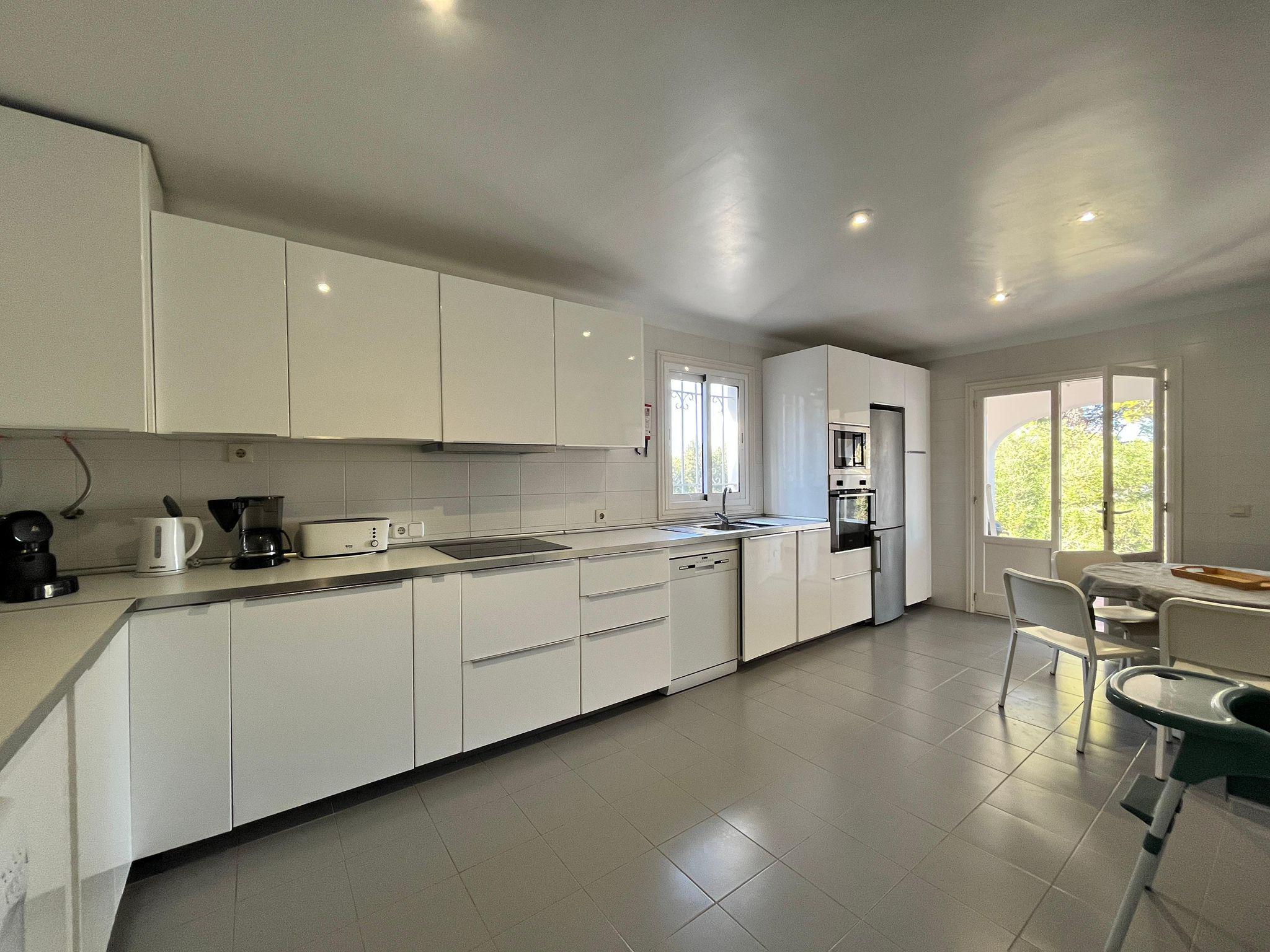 Imagen 9 Casa Aislada en venta en Santanyí / Cala d´Or en primera linea de mar 