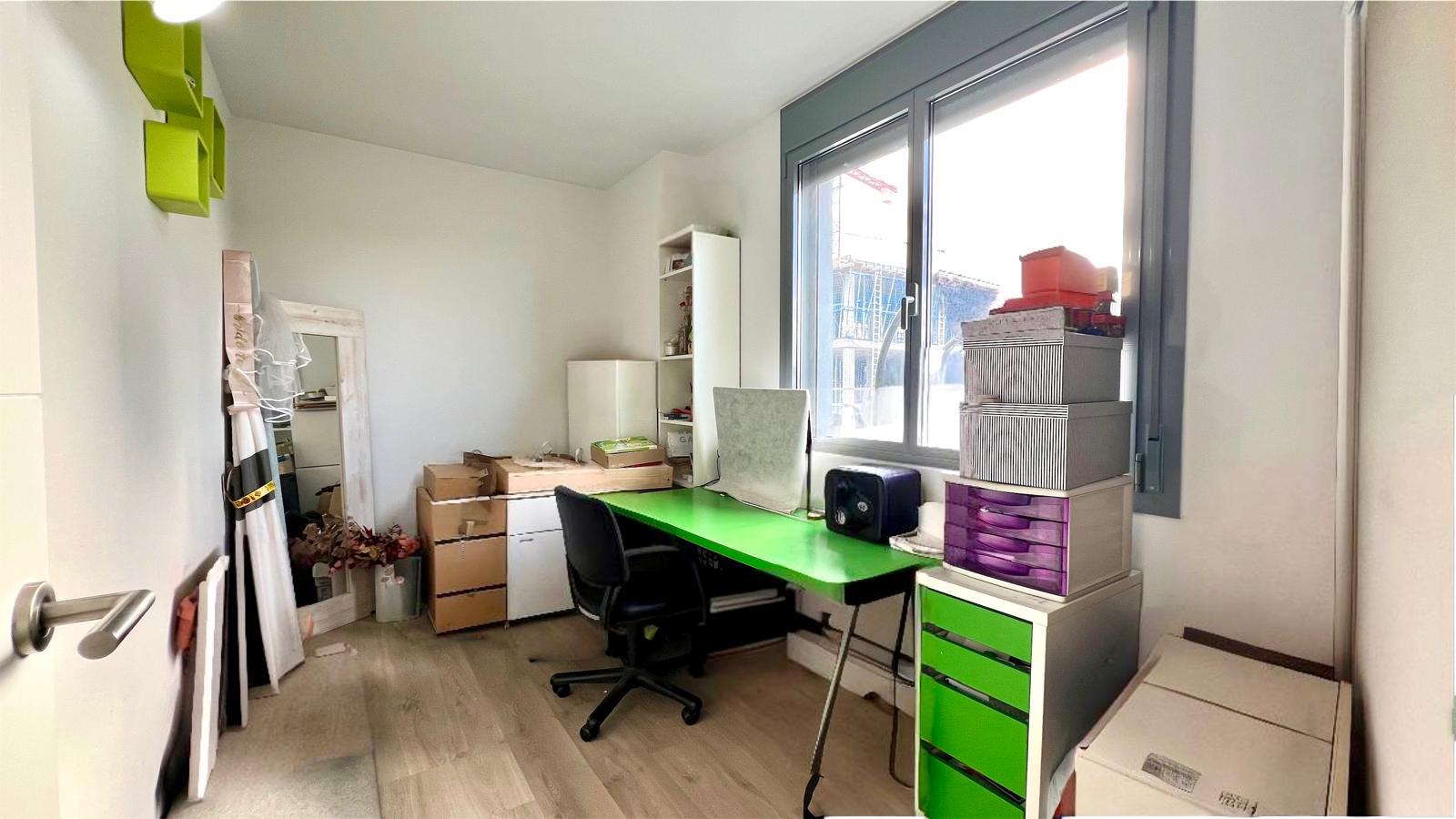 Imagen 21 Apartamento en venta en Montcada I Reixac / Espectacular piso seminuevo cerca del centro c...