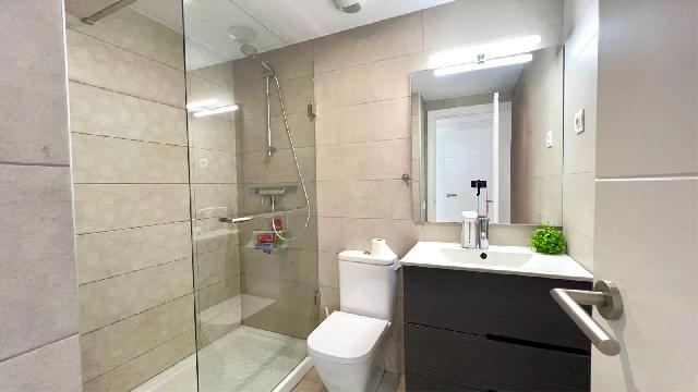 Imagen 28 Inmueble 299393 - Apartamento en venta en Montcada I Reixac / Espectacular piso seminuevo cerca del centro c...