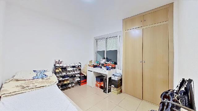 Imagen 10 Inmueble 299630 - Apartamento en venta en Badalona / Gran piso en lloreda badalona a 10 minutos del centro