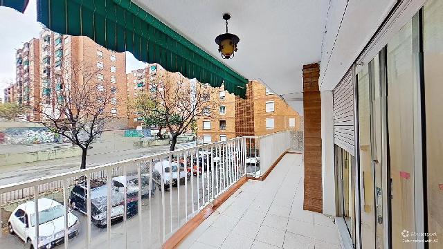 Imagen 8 Inmueble 299630 - Apartamento en venta en Badalona / Gran piso en lloreda badalona a 10 minutos del centro