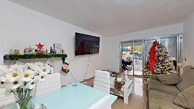 Imagen 6 Inmueble 299630 - Apartamento en venta en Badalona / Gran piso en lloreda badalona a 10 minutos del centro